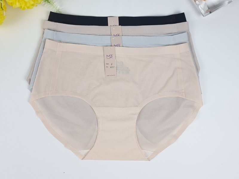 quần lót tàng hình