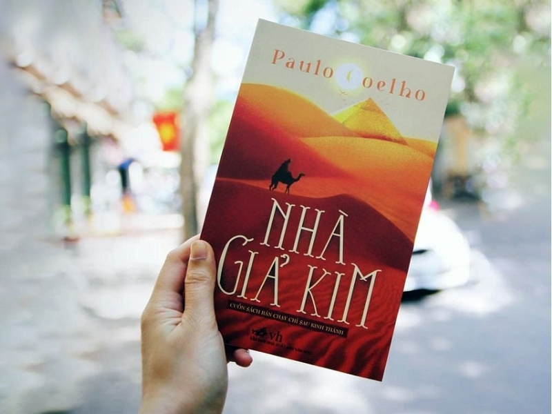 tặng sách cho người yêu