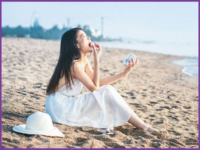 Chân ngắn đi biển mặc gì