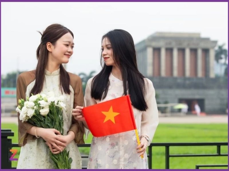 Đi Lăng Bác mặc gì
