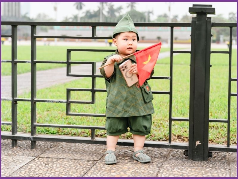 Đi Lăng Bác mặc gì