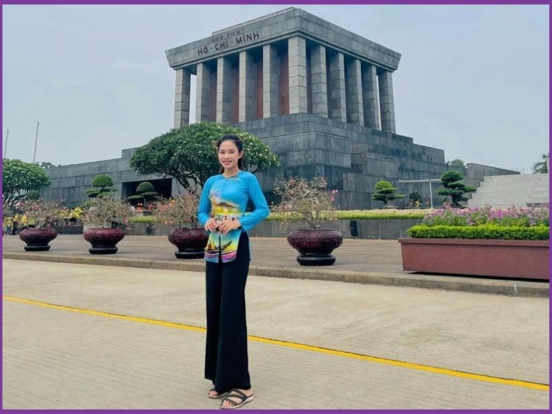 Đi Lăng Bác mặc gì