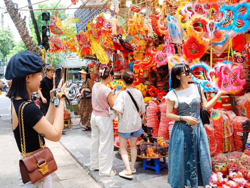 chụp ảnh trung thu phố hàng mã