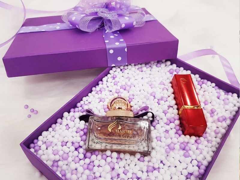 tặng nước hoa làm quà