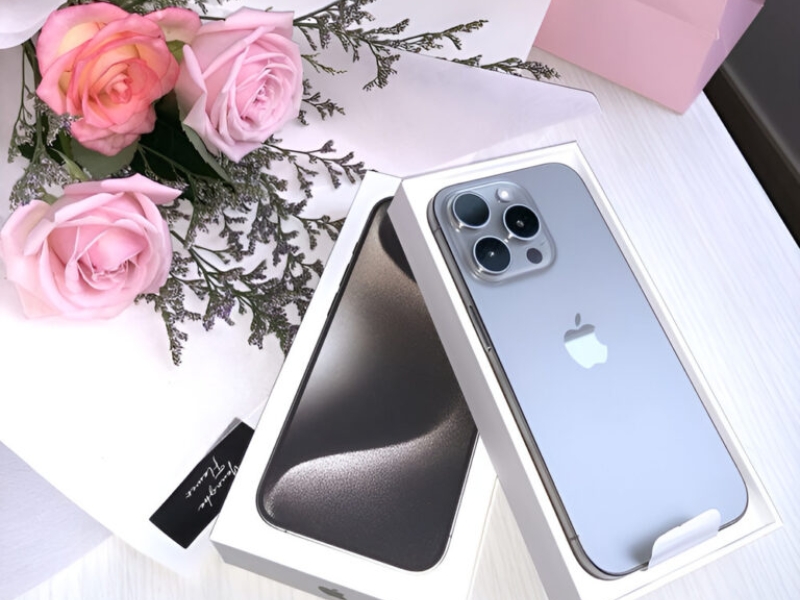 tặng đồ công nghệ