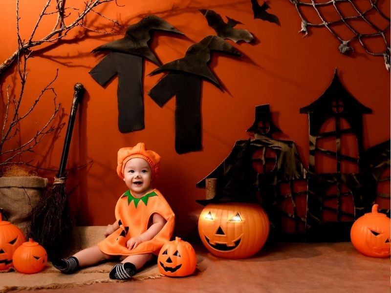 chụp ảnh halloween chụp ảnh halloween cho bé