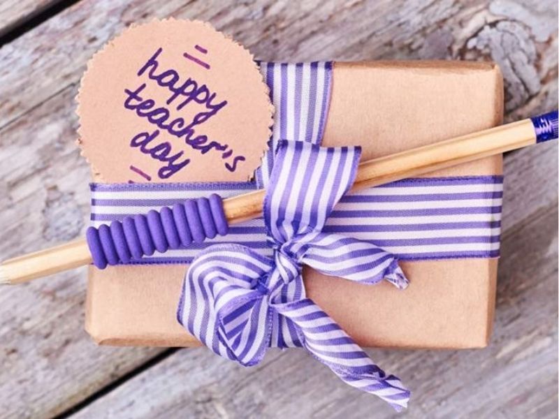 20/11 tặng gì cho thầy giáo quà 20/11 cho thầy phù hợp tài chính