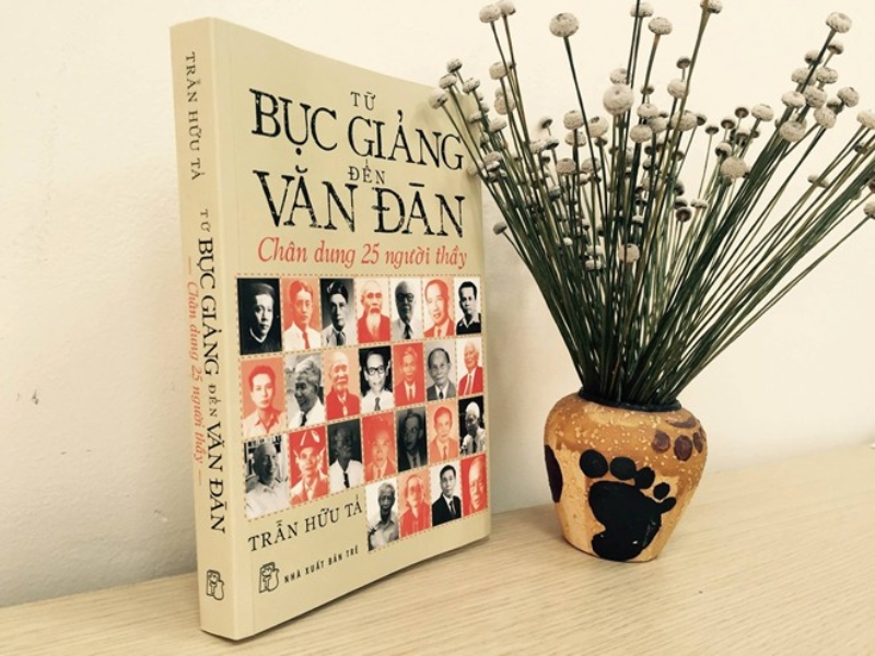 quà tặng thầy giáo 20/11 tặng sách tăng tri thức