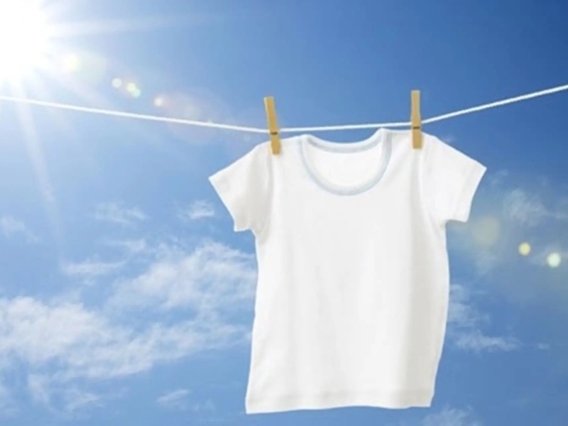 cách tẩy áo trắng bị dính mực lâu ngày