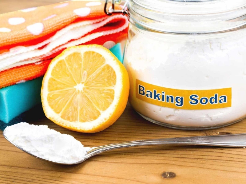 cách tẩy vết ố vàng trên áo trắng