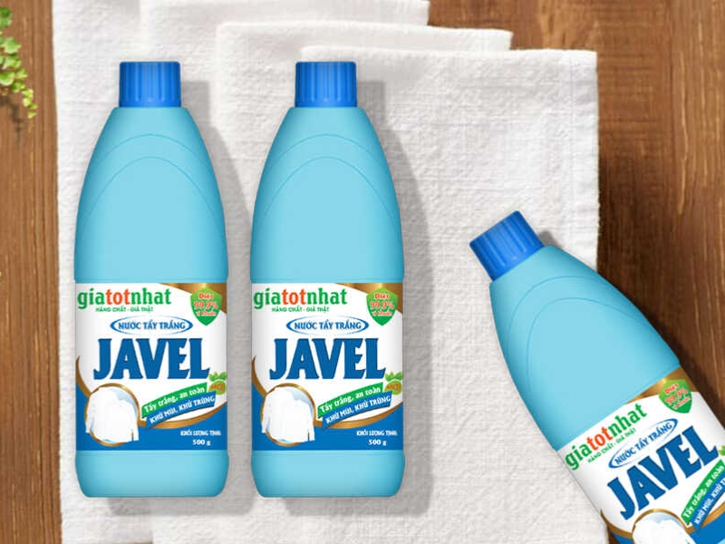 cách tẩy áo trắng bị lem màu từ áo khác