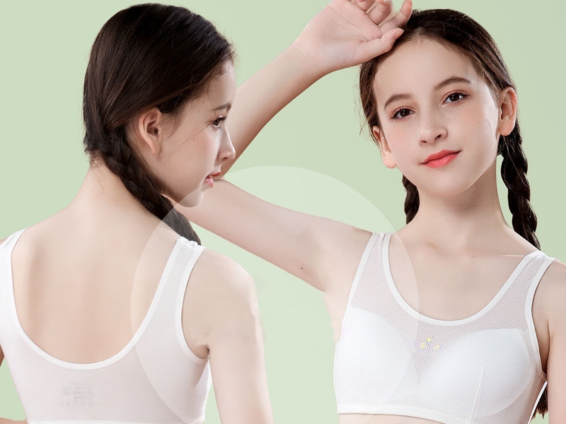 bé gái mấy tuổi nên mặc áo lót