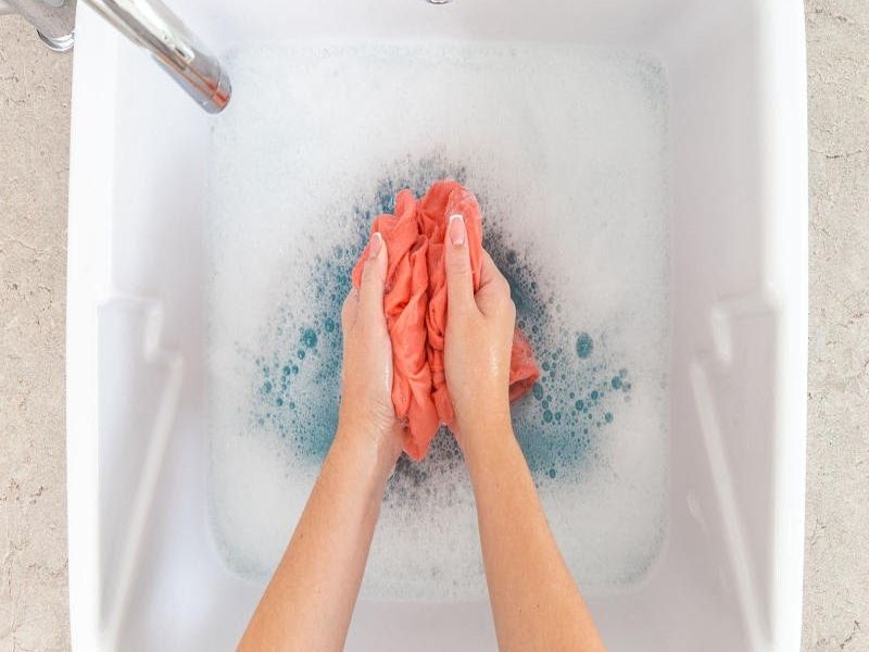 cách mặc quần lót lọt khe xẻ đáy