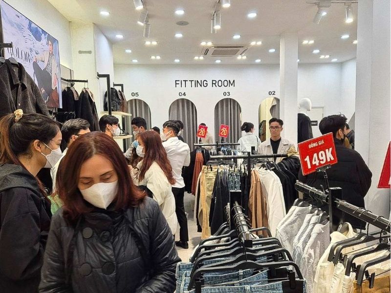 săn hàng giảm giá ở việt nam