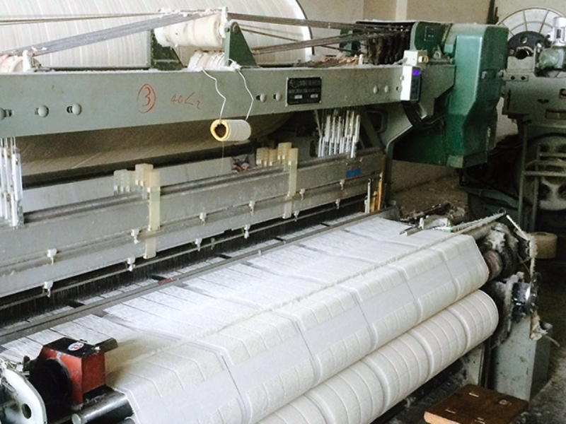 so sánh vải polyester và cotton