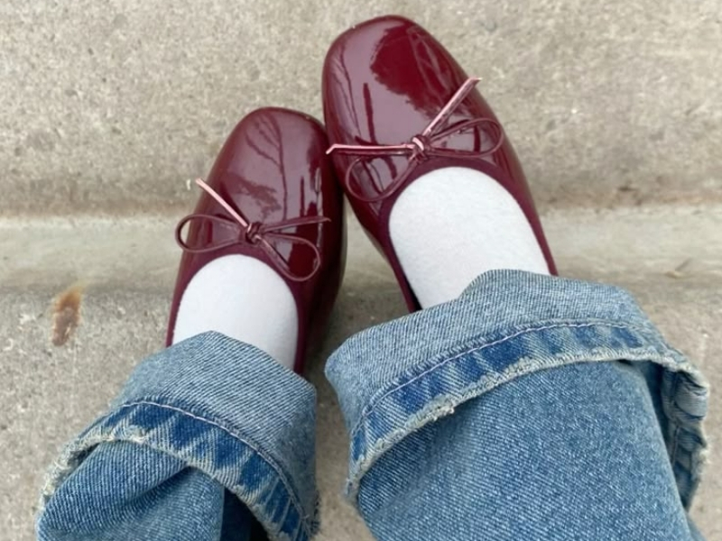 phối đồ với giày búp bê