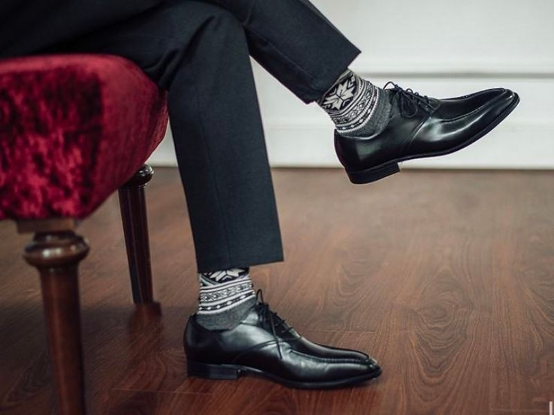 phối giày với quần âu nam