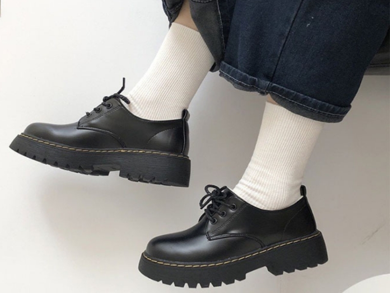 quần tây mang giày gì đẹp nữ