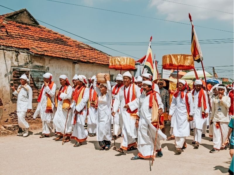 trang phục dân tộc chăm