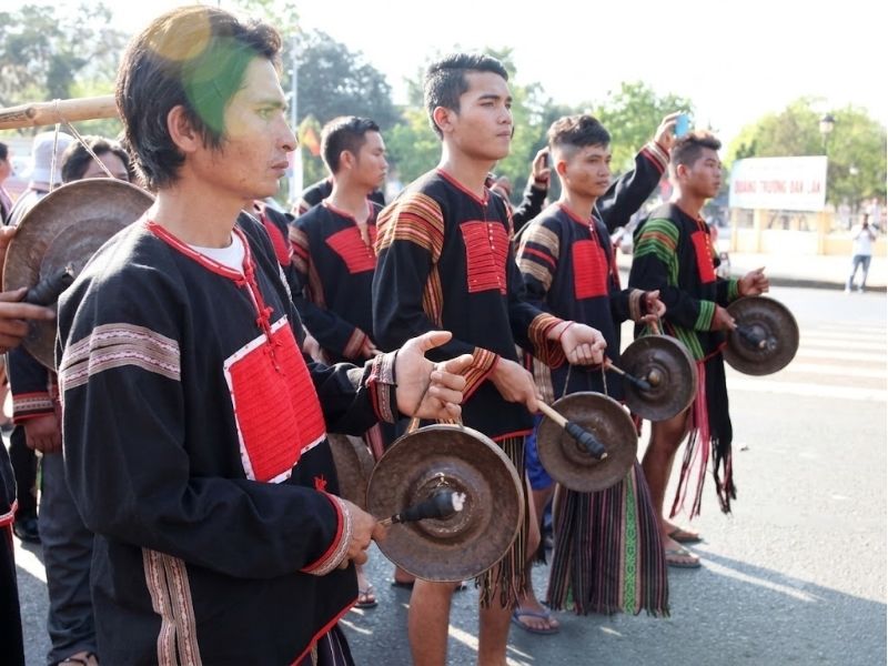 trang phục dân tộc ê đê