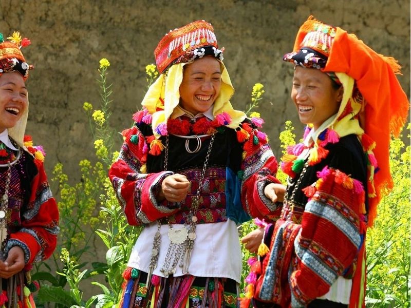 trang phục dân tộc mèo